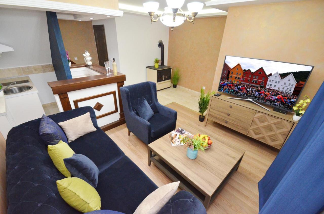 Apartments Lux S Tivat Exterior photo